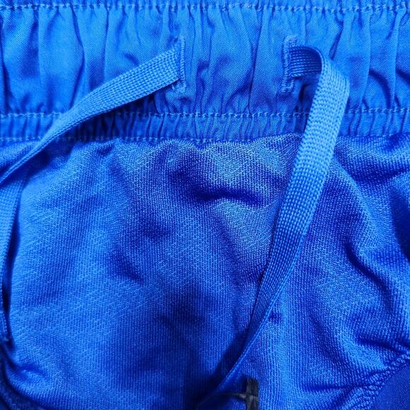❤️NWT❤️ Nike Women's Blue Running Shorts - Picture 10 of 10